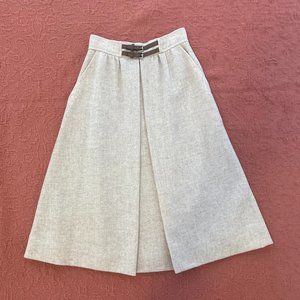 Vintage Wool Skirt (The Villager) Ivory colored Size 8 (fits like Small 4)